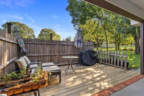 17 Lawnview Court Wellford SC 29385
