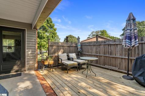 17 Lawnview Court Wellford SC 29385