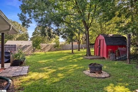 17 Lawnview Court Wellford SC 29385