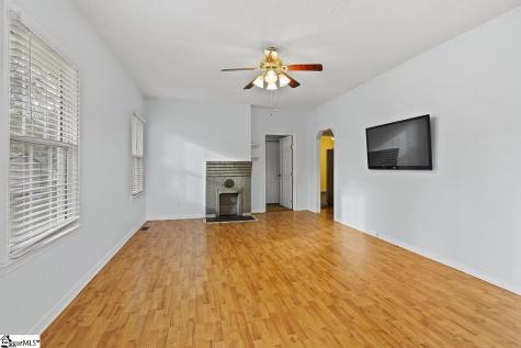 302 Jefferson Street Clinton SC 29325