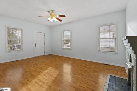 302 Jefferson Street Clinton SC 29325