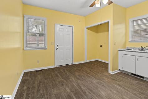 302 Jefferson Street Clinton SC 29325