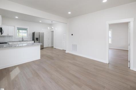 59 Smythe Avenue Greenville SC 29605
