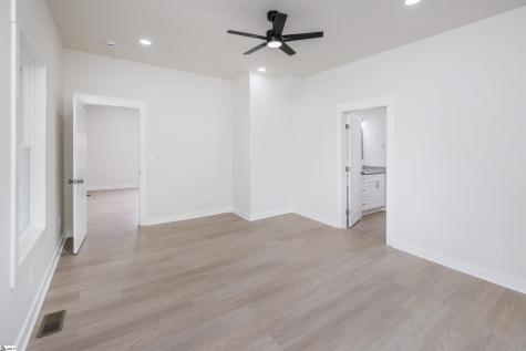59 Smythe Avenue Greenville SC 29605