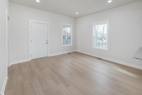 59 Smythe Avenue Greenville SC 29605