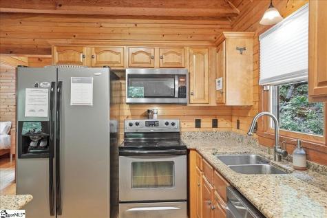 4 Matthews Creek Lane Cleveland SC 29635