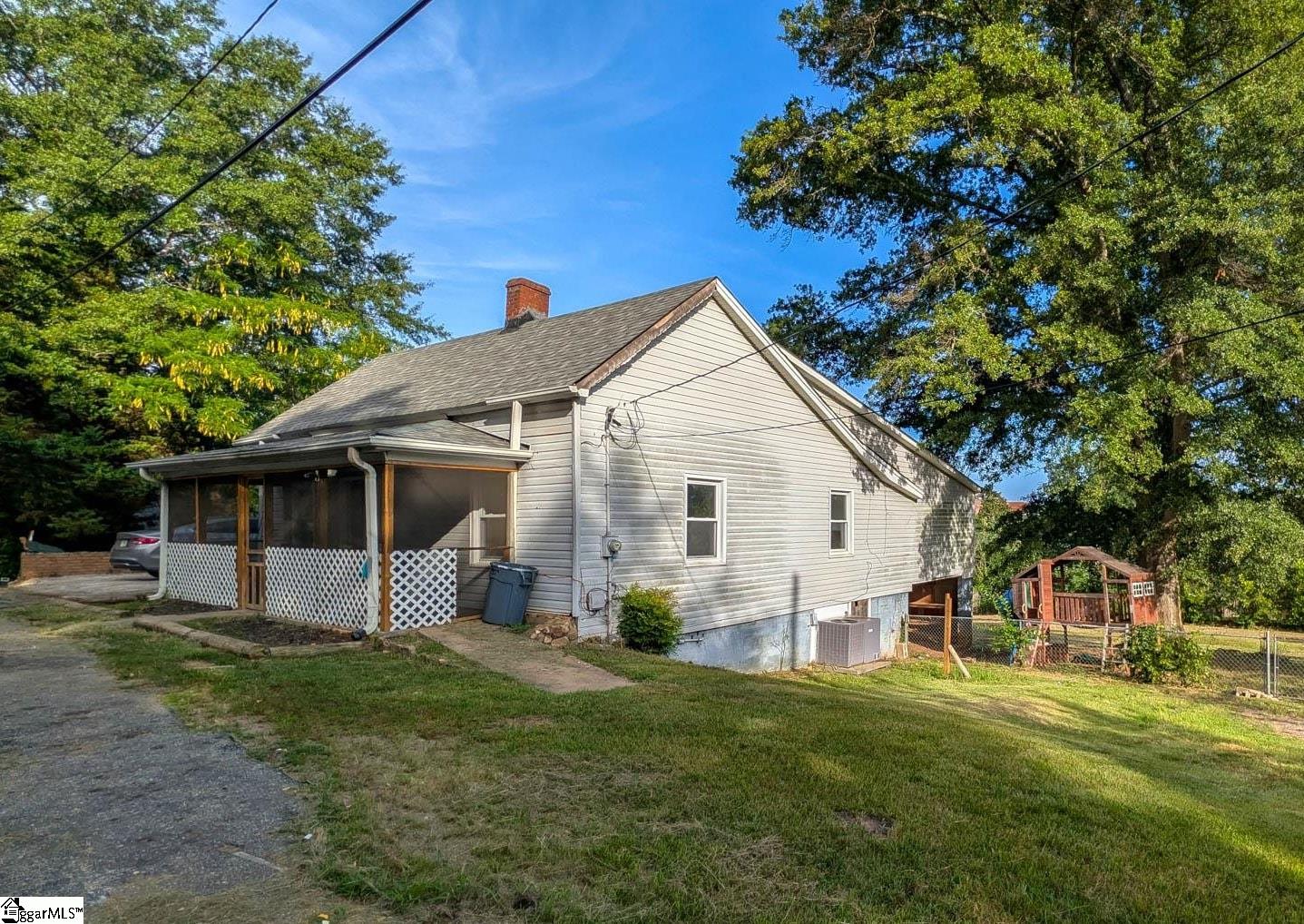 217 Railroad Street Pickens SC 29671