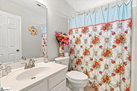 225 Kittiwake Lane Boiling Springs SC 29316