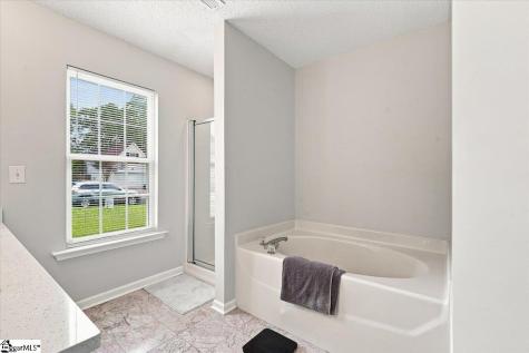225 Kittiwake Lane Boiling Springs SC 29316