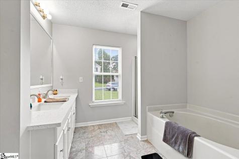 225 Kittiwake Lane Boiling Springs SC 29316