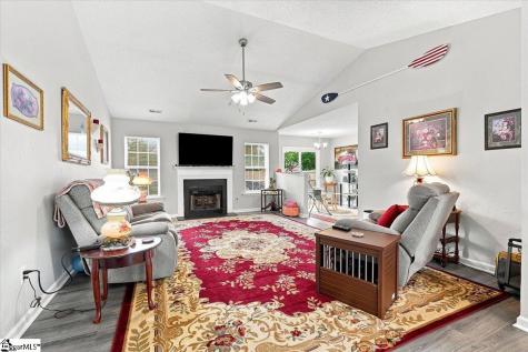 225 Kittiwake Lane Boiling Springs SC 29316