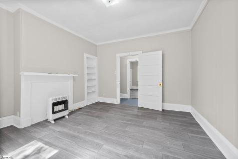 204 Hunters Court Laurens SC 29360