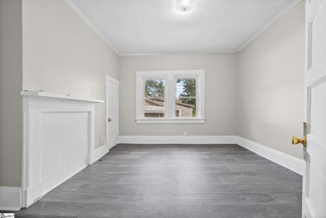 204 Hunters Court Laurens SC 29360