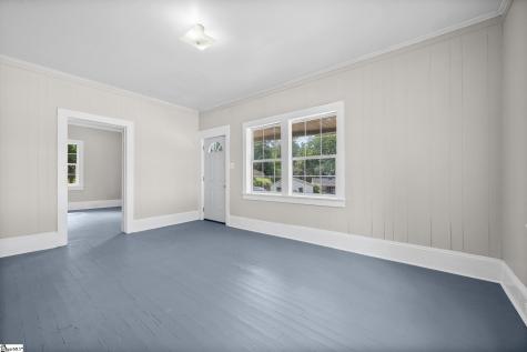 204 Hunters Court Laurens SC 29360