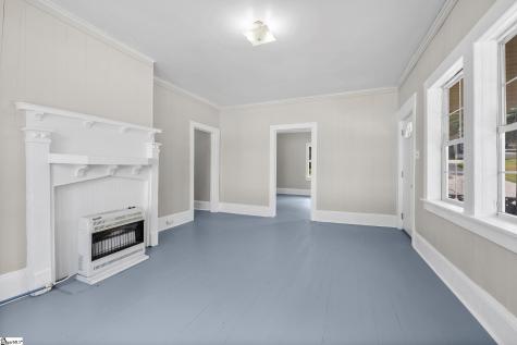 204 Hunters Court Laurens SC 29360