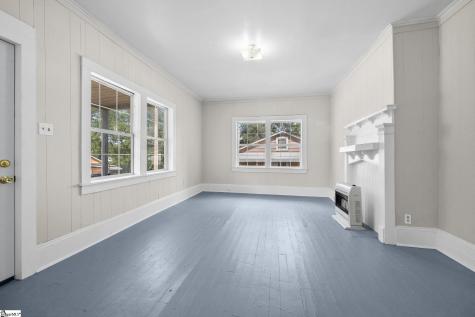 204 Hunters Court Laurens SC 29360