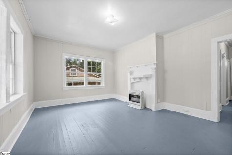 204 Hunters Court Laurens SC 29360