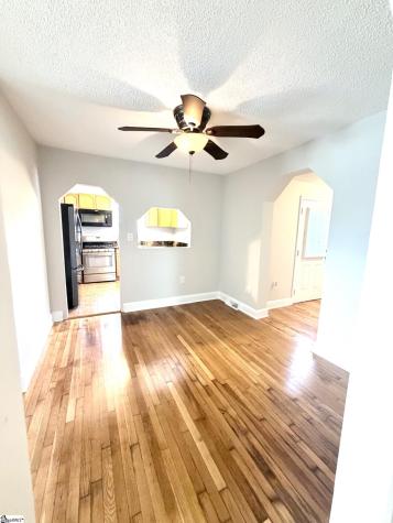 16 Rutledge Avenue Greenville SC 29617