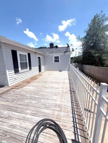 16 Rutledge Avenue Greenville SC 29617