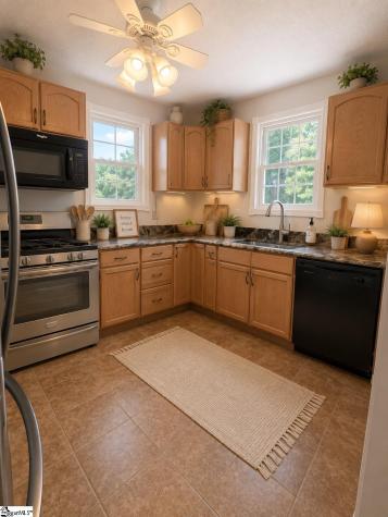 16 Rutledge Avenue Greenville SC 29617
