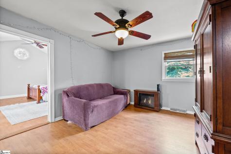 23 Weehawken Circle Taylors SC 29687