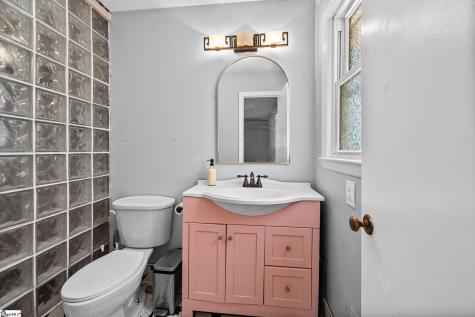 23 Weehawken Circle Taylors SC 29687