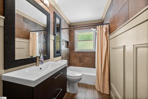 23 Weehawken Circle Taylors SC 29687