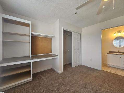 1023 Harts Cove Way Seneca SC 29678