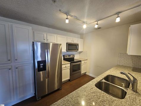 1023 Harts Cove Way Seneca SC 29678