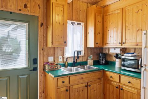 1 Kitty Hawk Lane Six Mile SC 29682