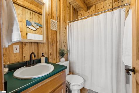 1 Kitty Hawk Lane Six Mile SC 29682