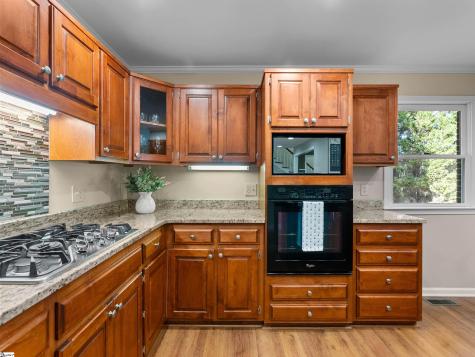 104 Emerald Pointe Drive Seneca SC 29672