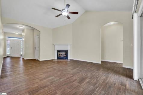 324 S Stonegate Drive Seneca SC 29678