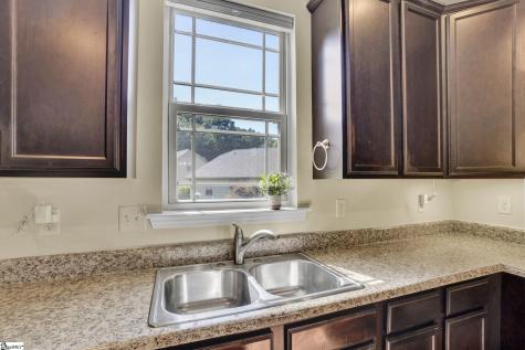 324 S Stonegate Drive Seneca SC 29678