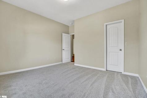 324 S Stonegate Drive Seneca SC 29678