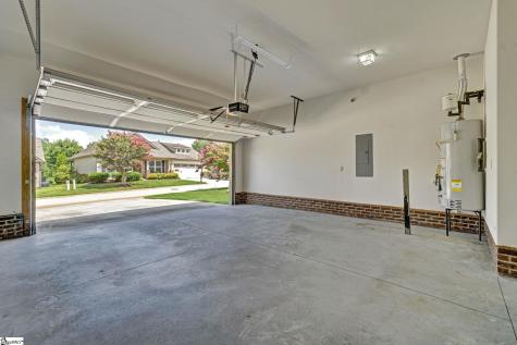 324 S Stonegate Drive Seneca SC 29678