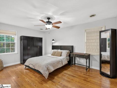 219 Oakwood Court Greenville SC 29607