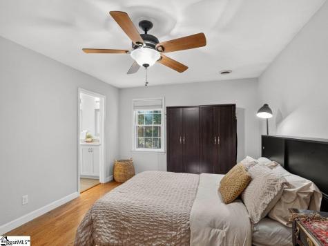 219 Oakwood Court Greenville SC 29607