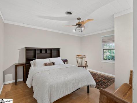 219 Oakwood Court Greenville SC 29607