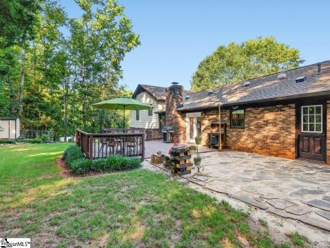 219 Oakwood Court Greenville SC 29607