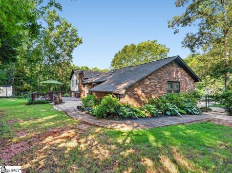 219 Oakwood Court Greenville SC 29607