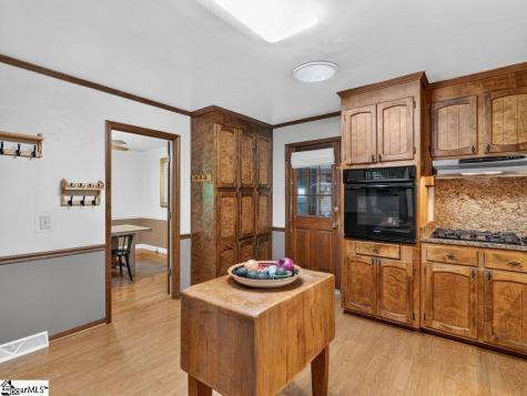 219 Oakwood Court Greenville SC 29607
