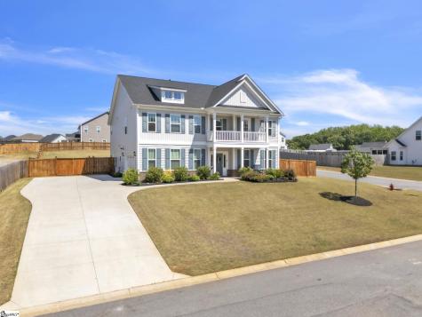 400 N Oak Crest Drive Belton SC 29627