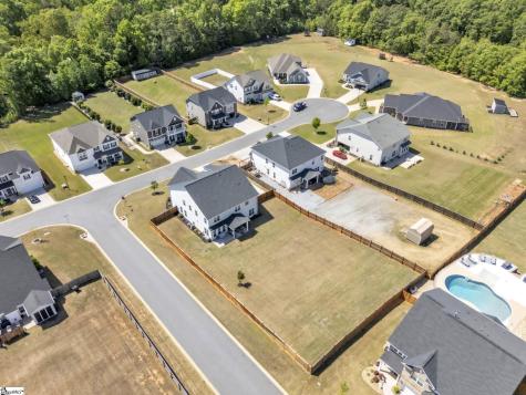 400 N Oak Crest Drive Belton SC 29627