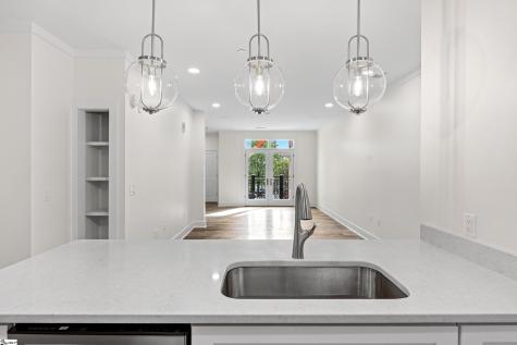 98 E Mcbee Avenue Greenville SC 29601