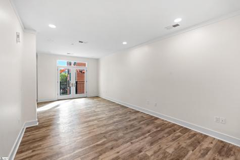98 E Mcbee Avenue Greenville SC 29601