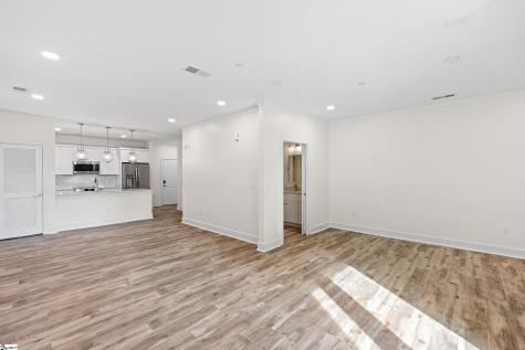 98 E Mcbee Avenue Greenville SC 29601