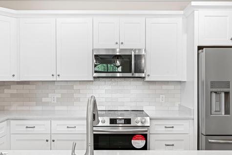 98 E Mcbee Avenue Greenville SC 29601