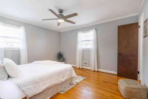 806 South B Street Easley SC 29640