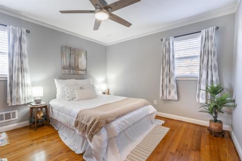 806 South B Street Easley SC 29640